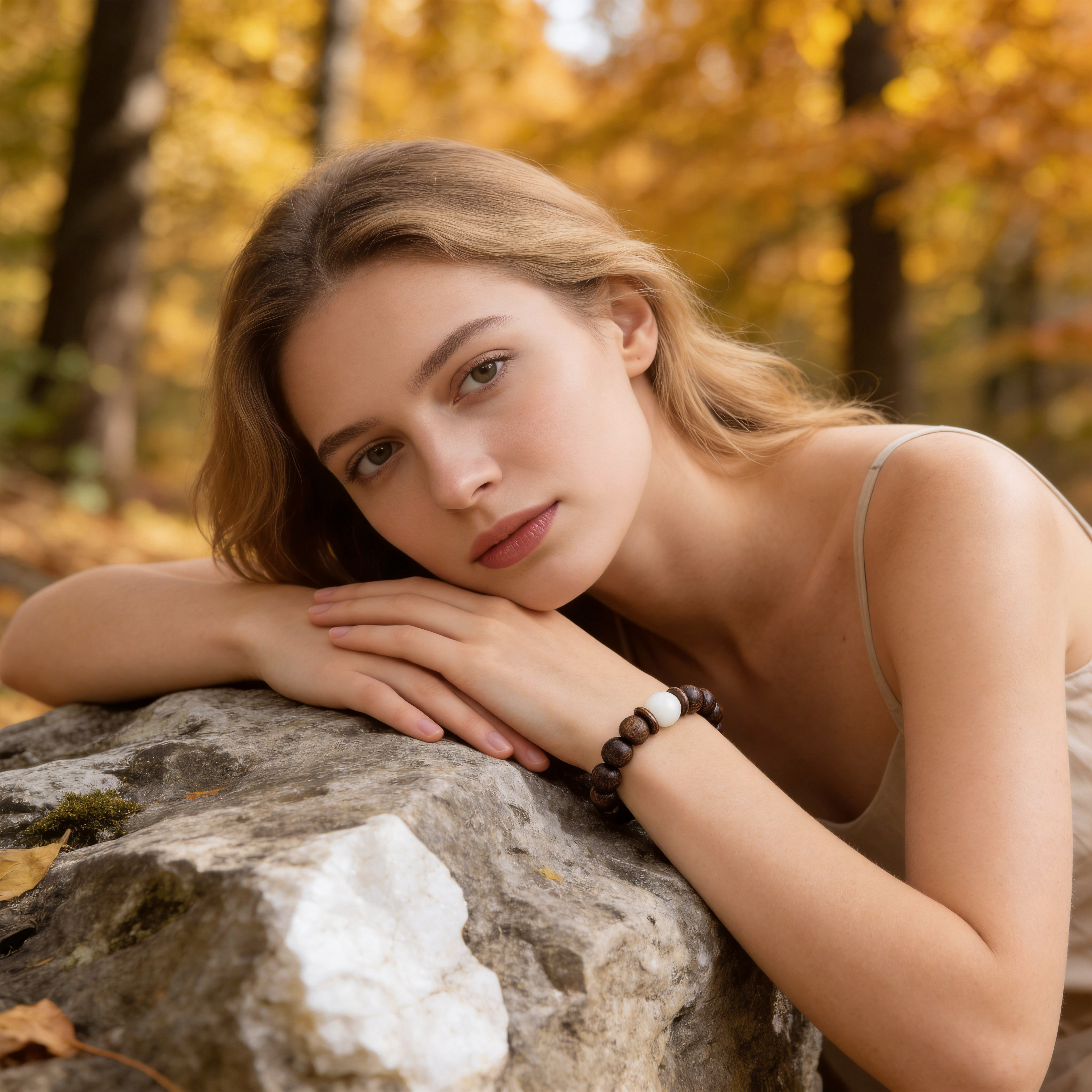 Rushou Bracelet – Aged Jinnanmu Wood with Natural White Nephrite Jade Bead
